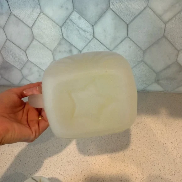 Vintage Federal Glass Pineapple Pitcher and Juice Glass set ASO on Friends - Picture 16 of 16